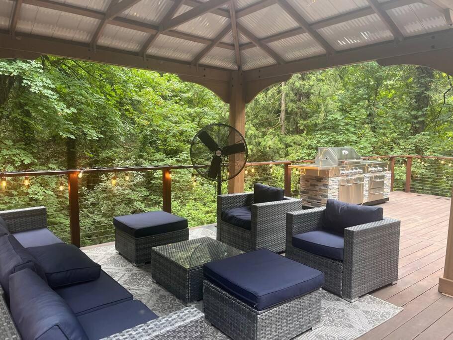 Serene Oasis Getaway With Sauna And A Swim Spa. พอร์ตแลนด์ ภายนอก รูปภาพ